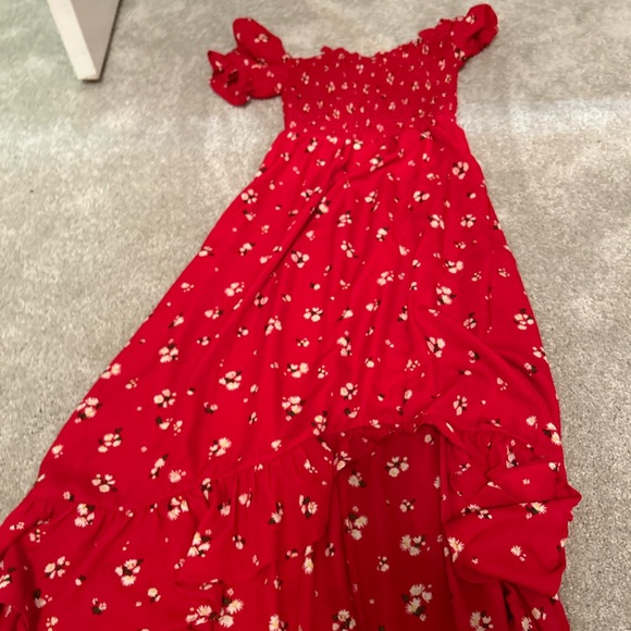 Red flower dres - Picture 2 of 2